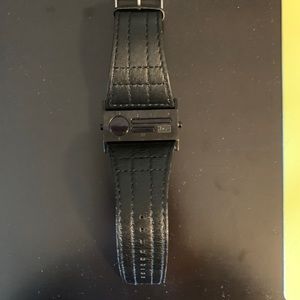 Tokyo flash 12 to 5 watch